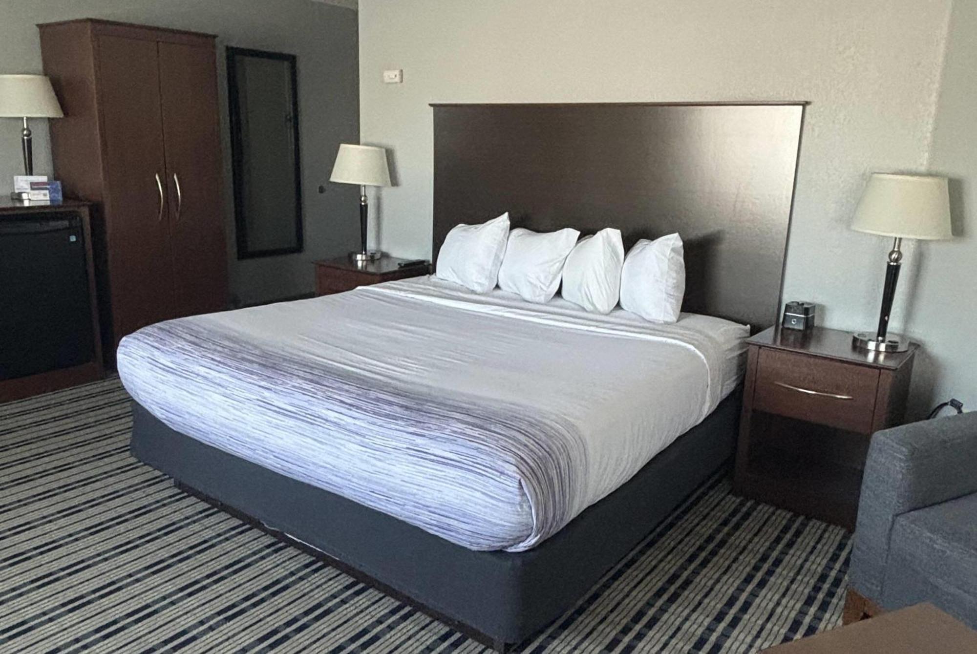 Hotel Americinn By Wyndham Conference Center Fergus Falls